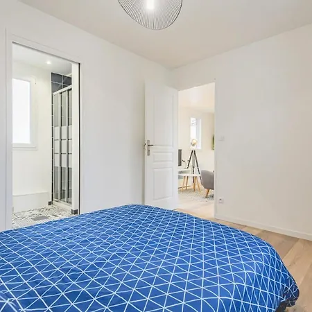 Lumineux Proche Cathedrale Apartment